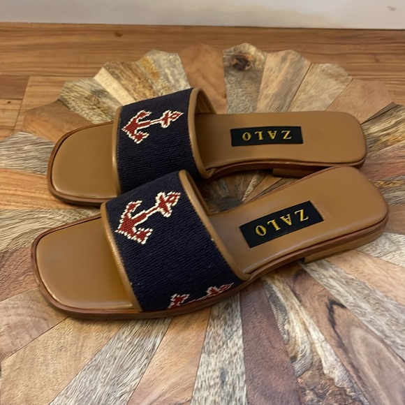 Zalo Needlepoint Anchor leather slide sandals size 7 - Picture 3 of 8